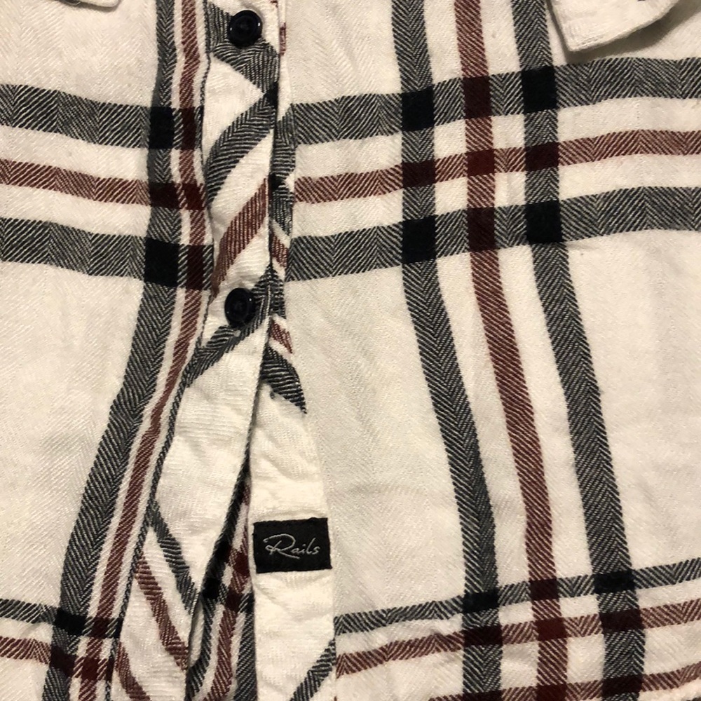 Rails button down - Picture 3 of 3